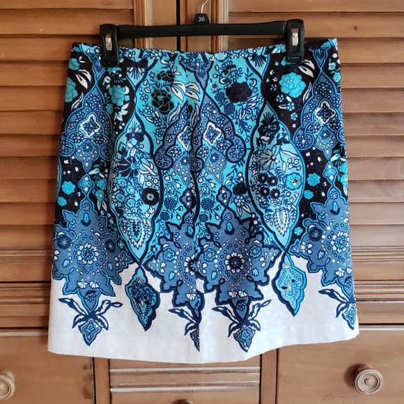 Ann Taylor Skirt Size 6 - Picture 10 of 11